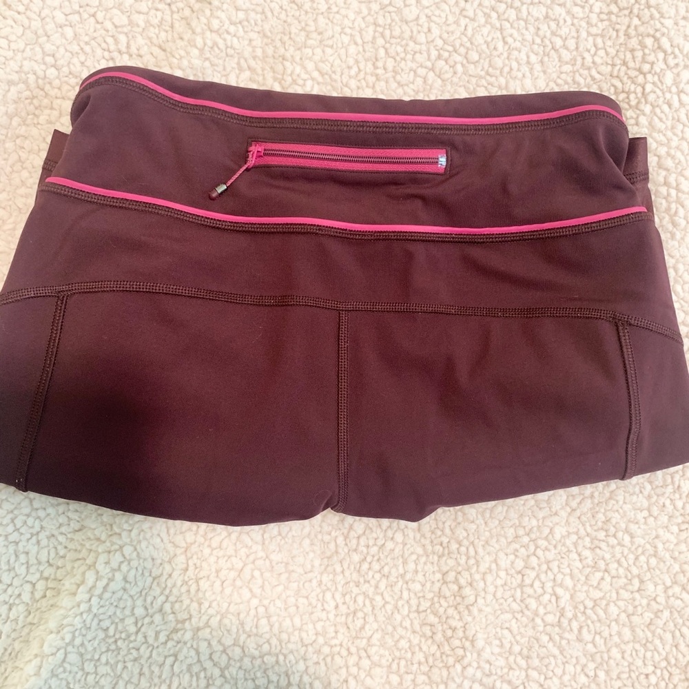 Maroon Lululemon Leggings Size 6 - Picture 4 of 4